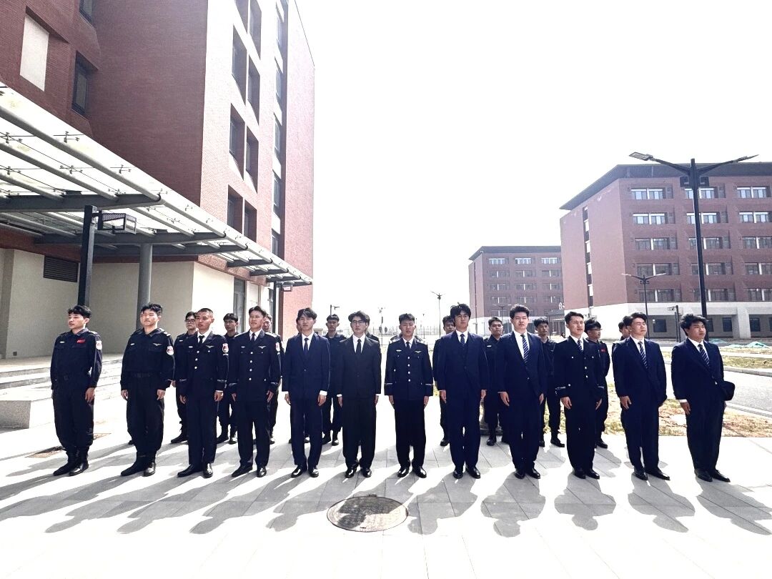 择才筑安，逐梦民航：福州长乐国际机场消防部门领导莅临航空学院选拔优秀学子